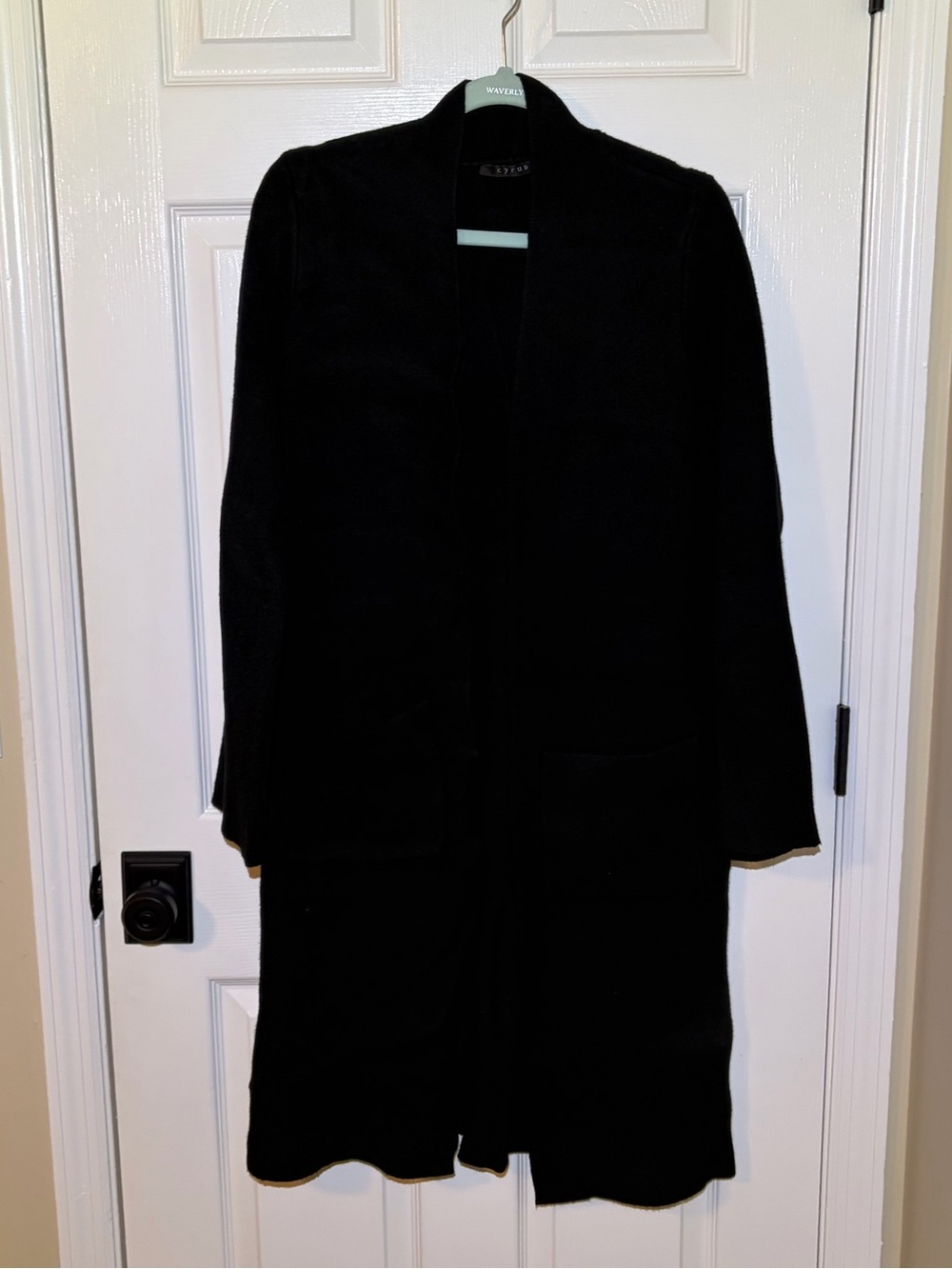 Cyrus Black Women's Extra Long Open-Front Sweater Cardigan with Pockets. Large